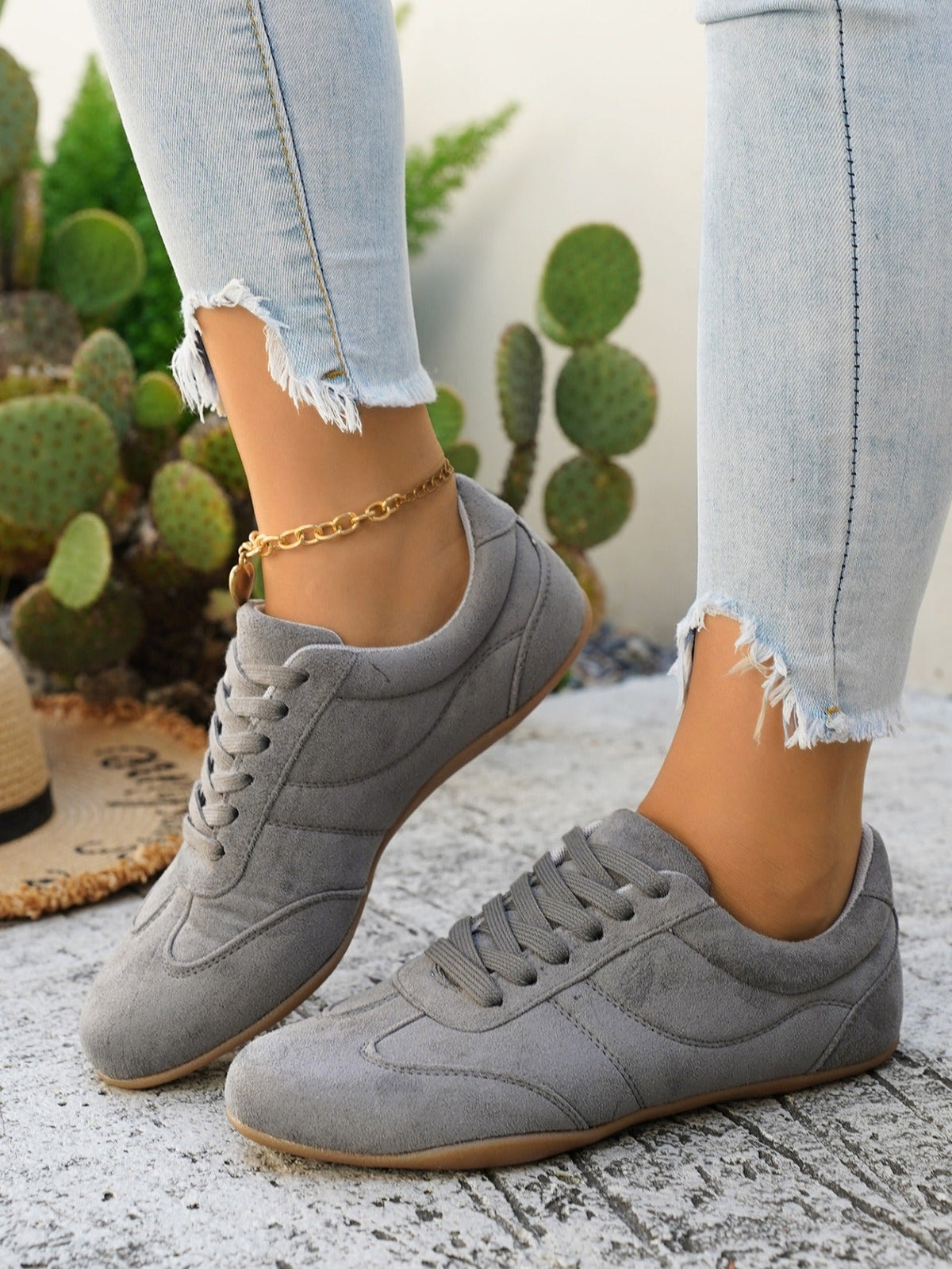 LAST DAY 80% OFF - 👣 Women's Orthopedic Arch Support Sneakers with Lace-Up Design & Cushioned Flat Sole